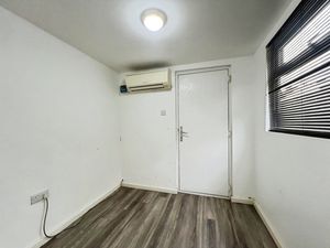 Garden Room - click for photo gallery